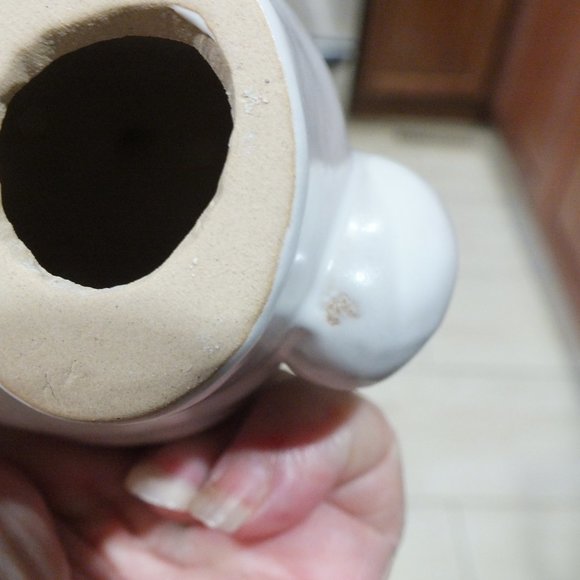 ALEGI Aquarium Ceramic Decorations Hideout, Cute Rabbit Cave Rock - Picture 4 of 4